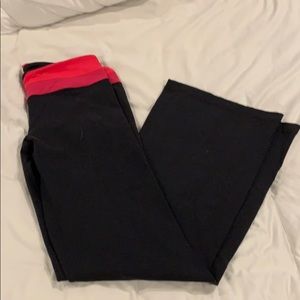 LULULEMON groove flare yoga pants